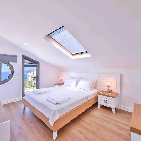 Tobi 3 / Merkezi Konumda Lueks Appartement Kaş